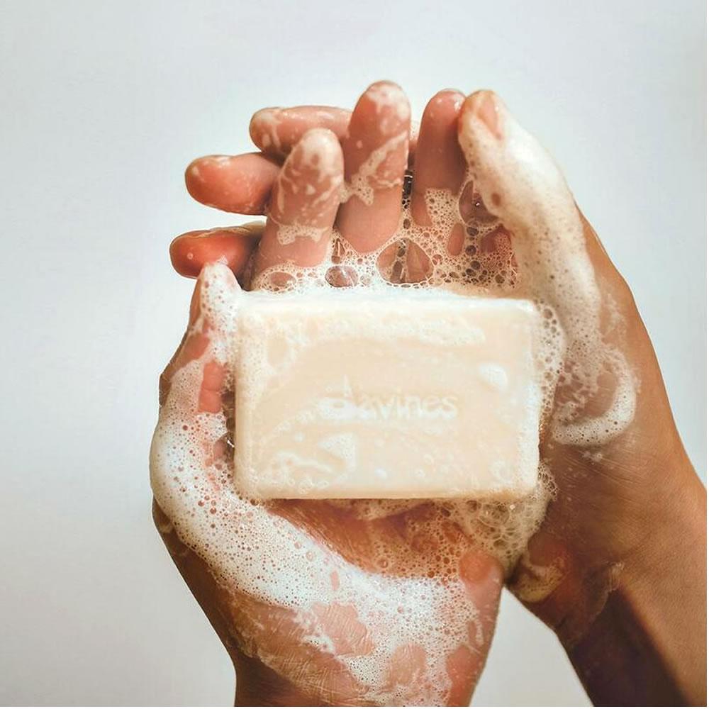 Davines Love Shampoo Bar Shampoo Solido Capelli Crespi 100gr - immagine 2